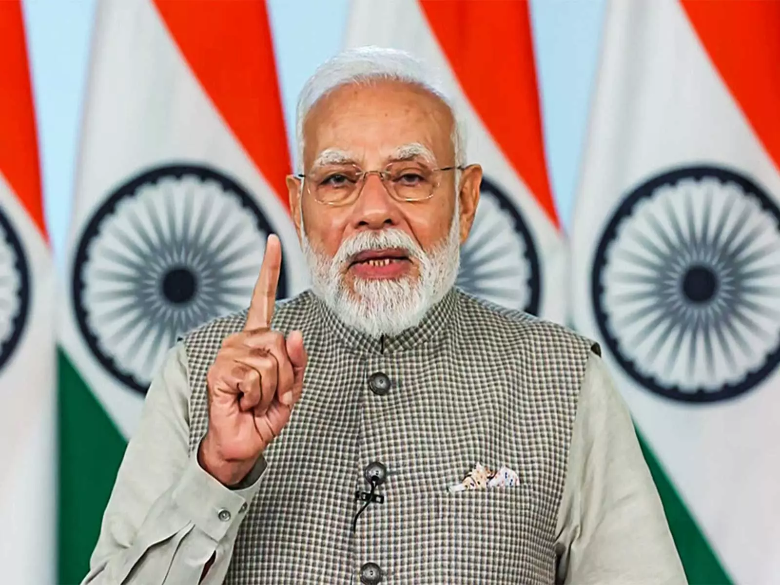PM Modi Pays Tribute to Heroes of Quit India Movement