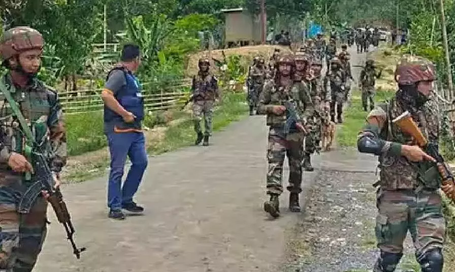 Violent Protests Rock Manipur’s Kangpokpi After Detention of Six Villagers