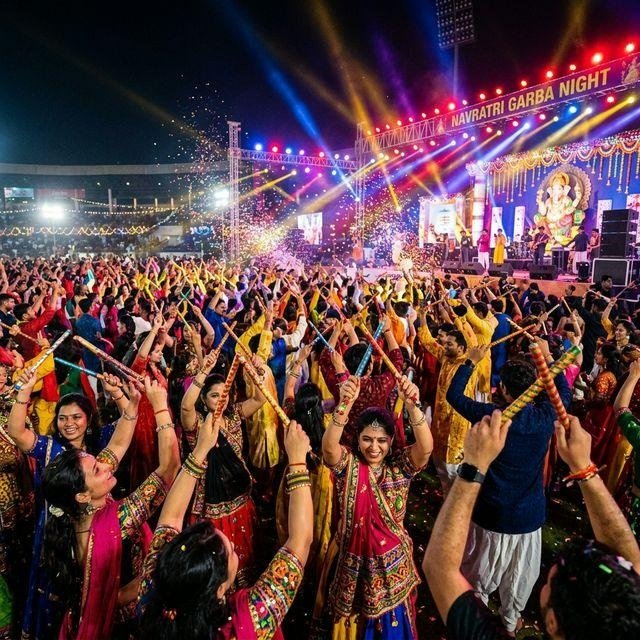 VHP Bars Muslims From Garba, Dandiya Events Across Maharashtra