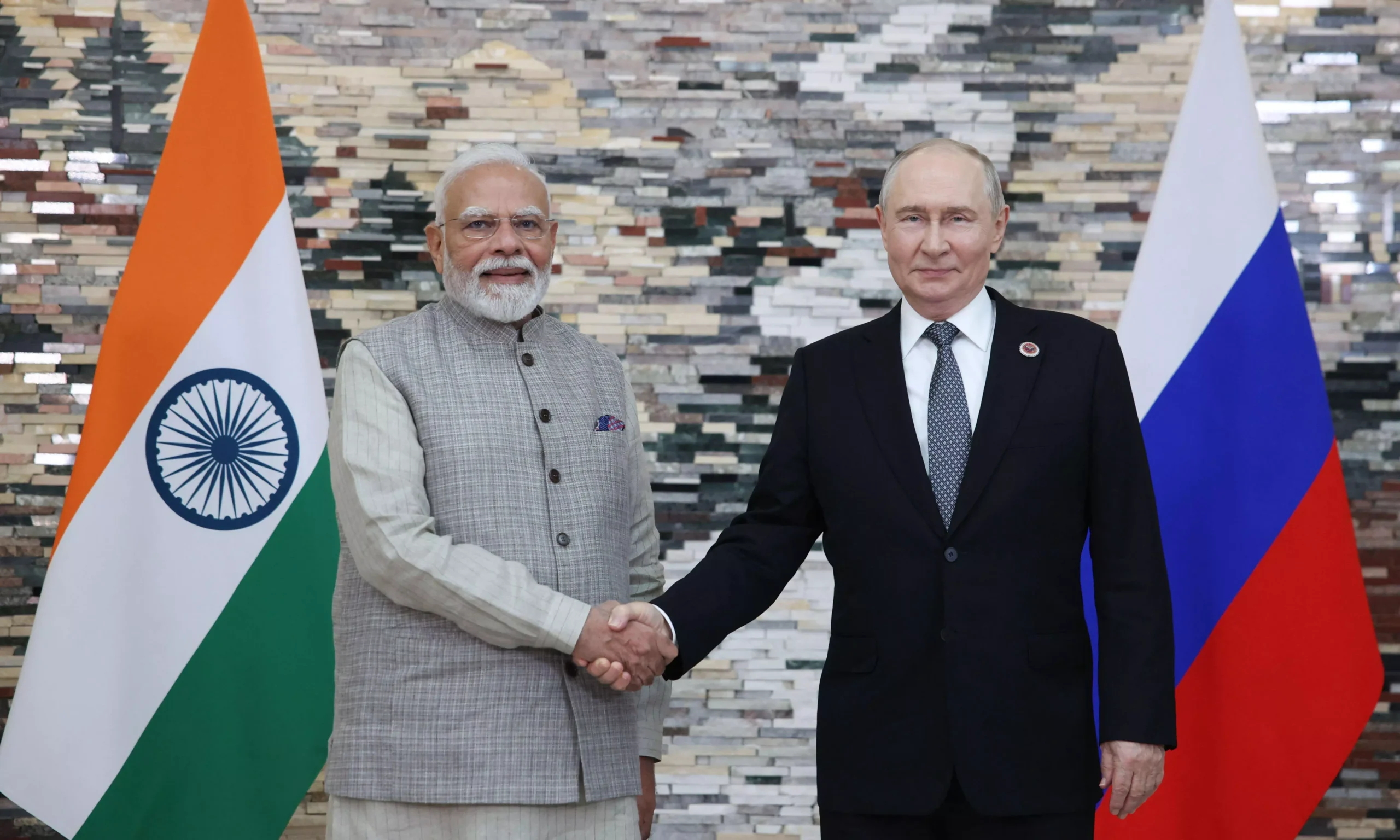 Modi Tells Putin ‘Every Day of War Sets Humanity Back’, Calls for End to Ukraine Conflict
