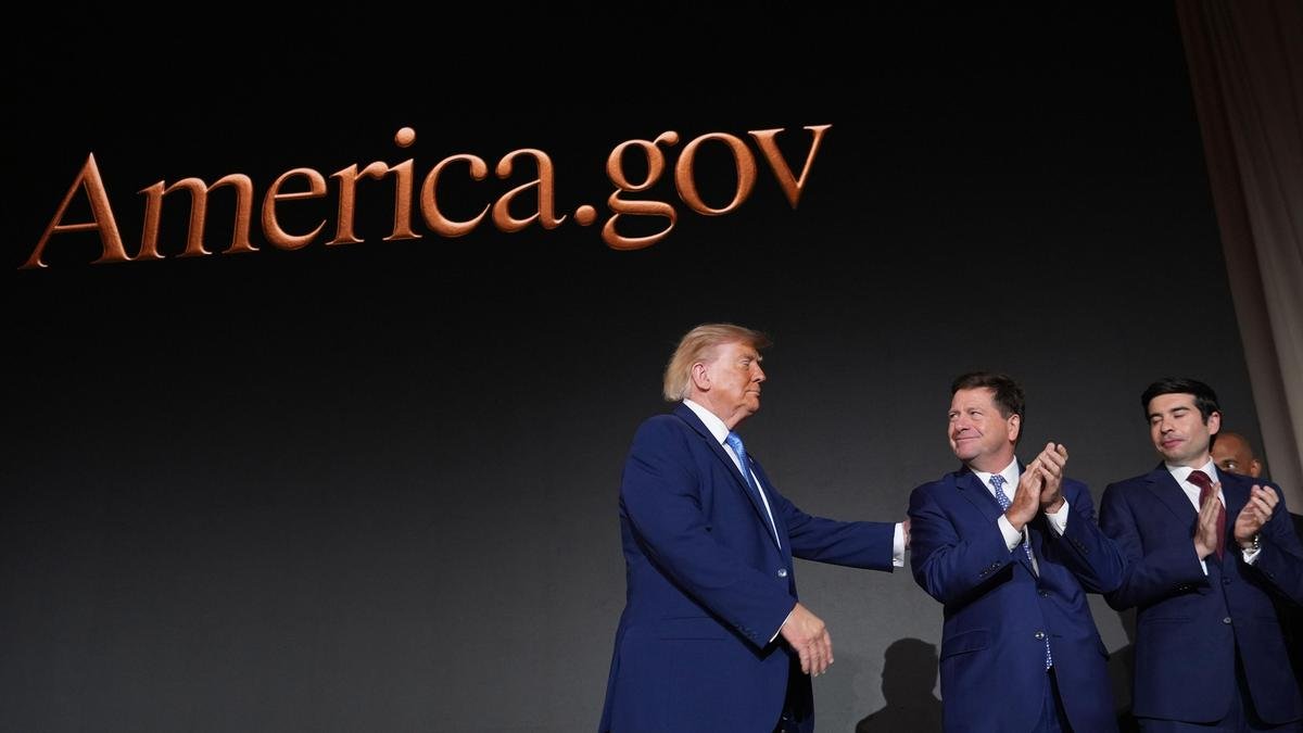 Trump Names Jay Clayton to Lead New ‘Super Intelligence Force’