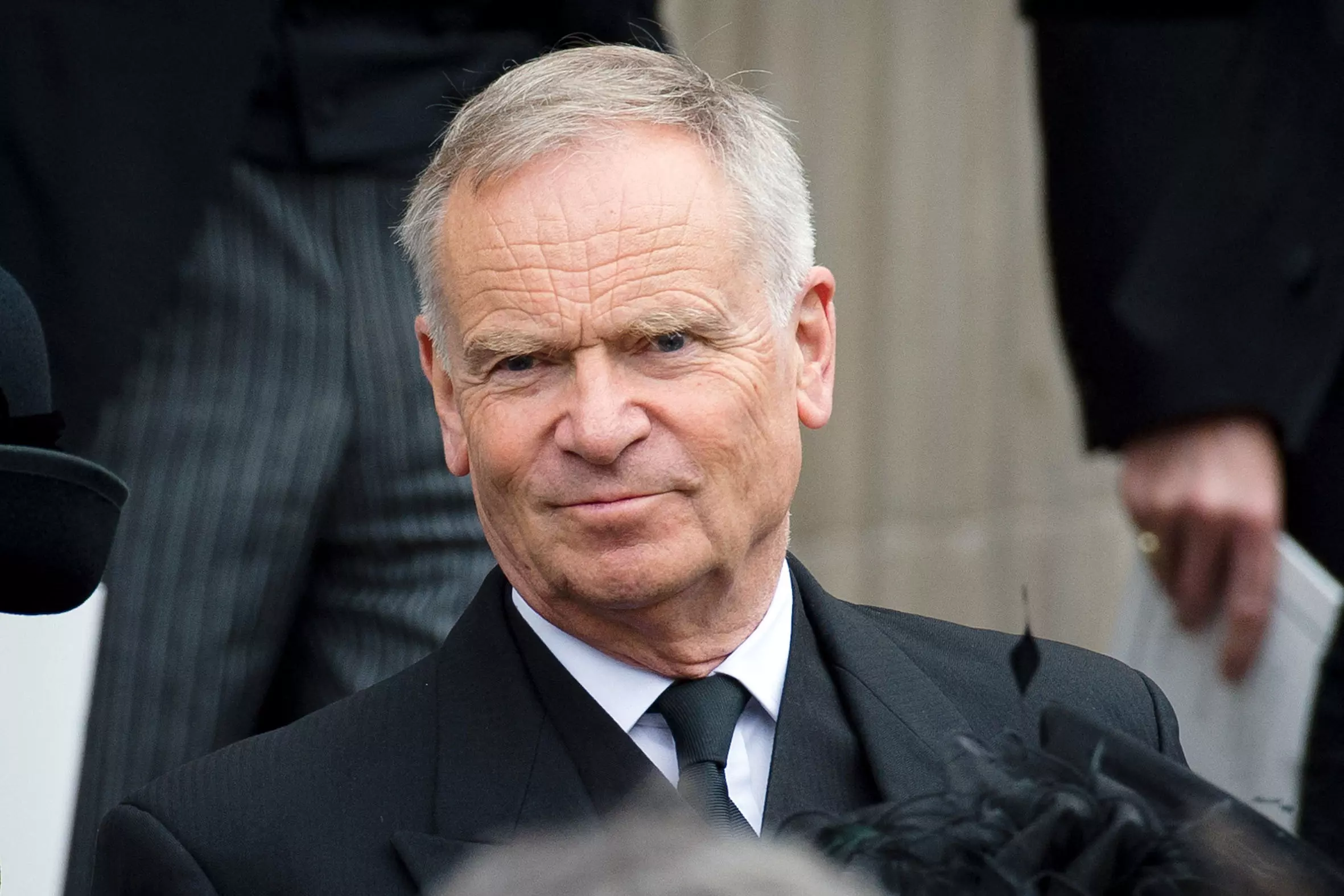 Best-Selling British Novelist Jeffrey Archer Dies at 86
