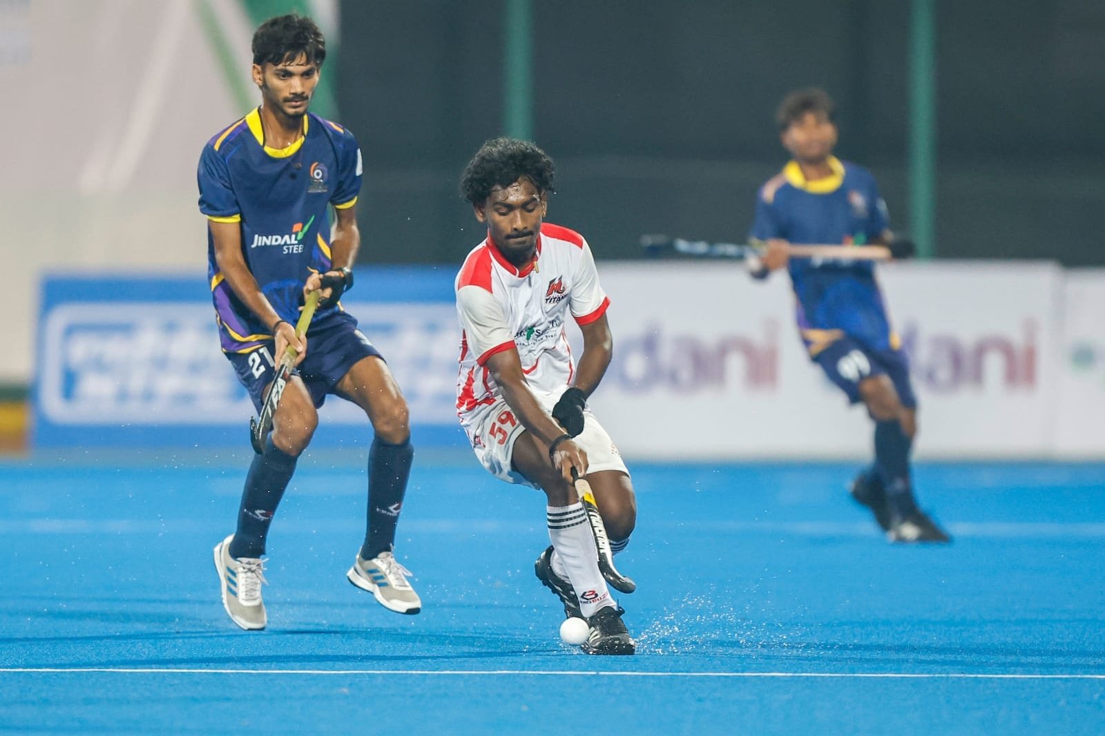 Sandeep’s Double Powers Mainpat Titans to Victory, Ends Chakradhar Champions’ Unbeaten Run