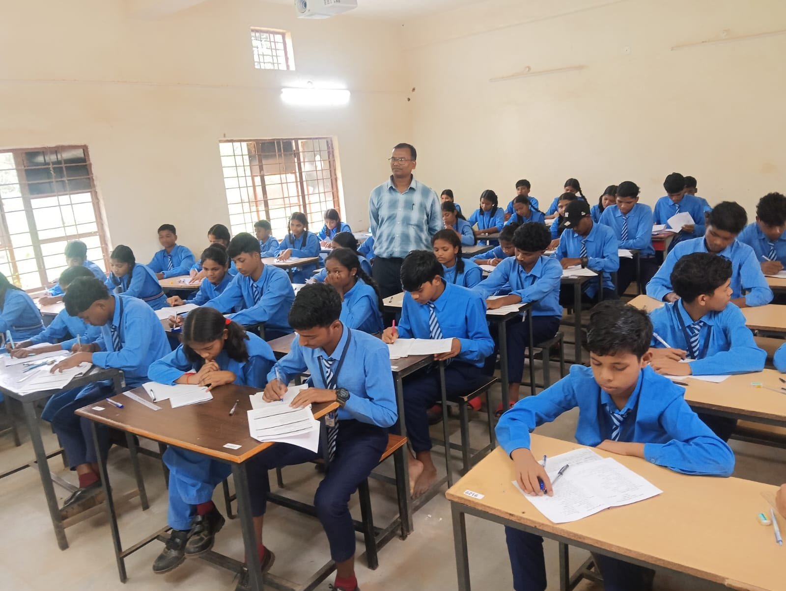 From Security Camp to Students’ Hostel: Bhatpal Opens New Chapter for Abujhmad’s Tribal Children