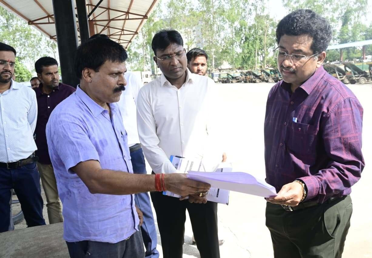 E-Bus, Housing Projects Under Scrutiny as Sonmoni Bohara Orders Faster Work in Bilaspur
