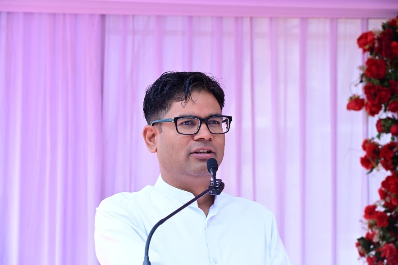 OP Choudhary Distributes Assistive Devices Worth ₹60 Lakh to 350 Persons with Disabilities in Raigarh