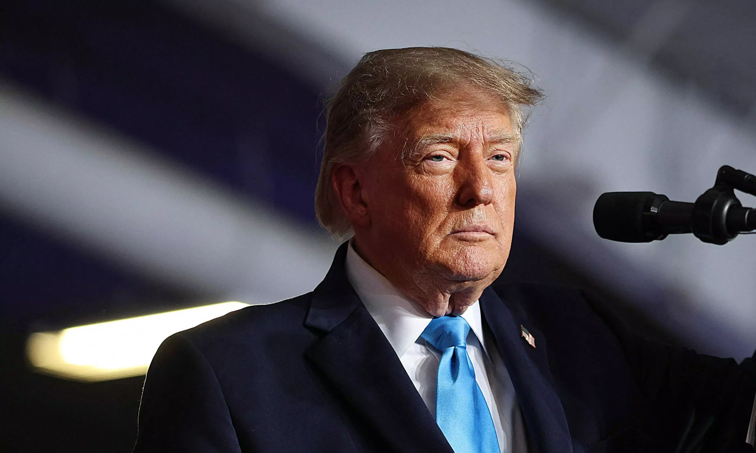 Trump Says He ‘Personally’ Believes Iran Was Behind Flydubai Attack